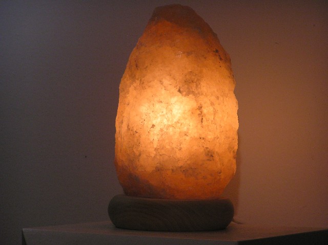 Lampe En Cristal De Sel Naturel - 10x13 Cm, Lumière LED Blanc Chaud, Câble USB 150 Cm - Ambiance Détente Et Bien-être